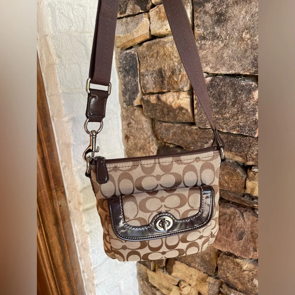 Coach park swingpack